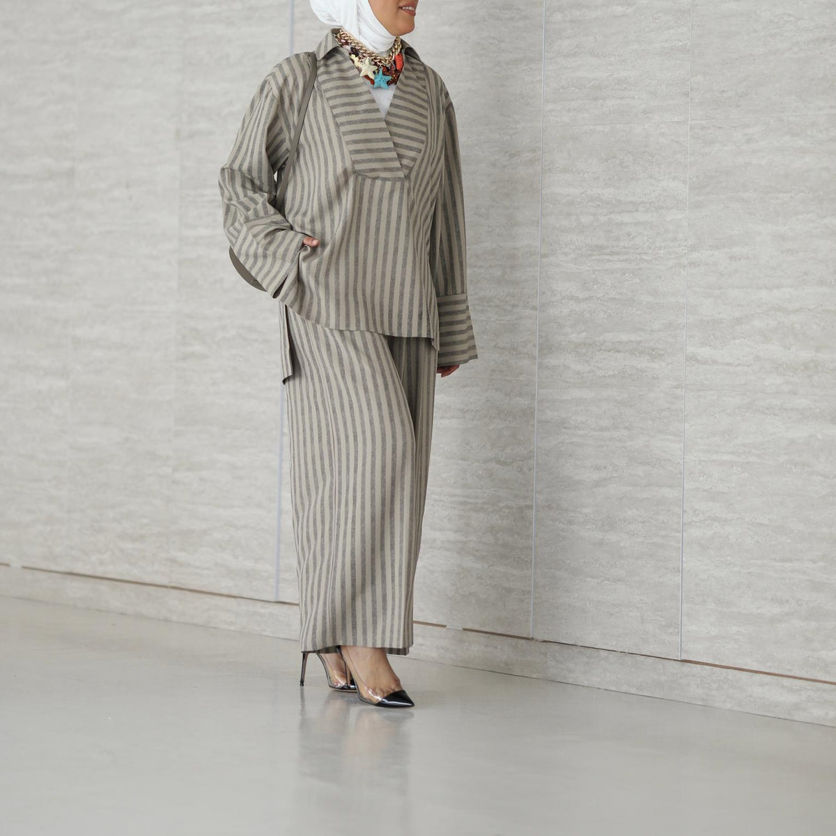 SSC - Taupe Lines Set