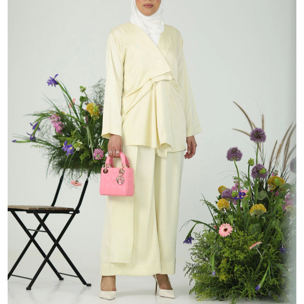 Sc 10 - Butter yellow