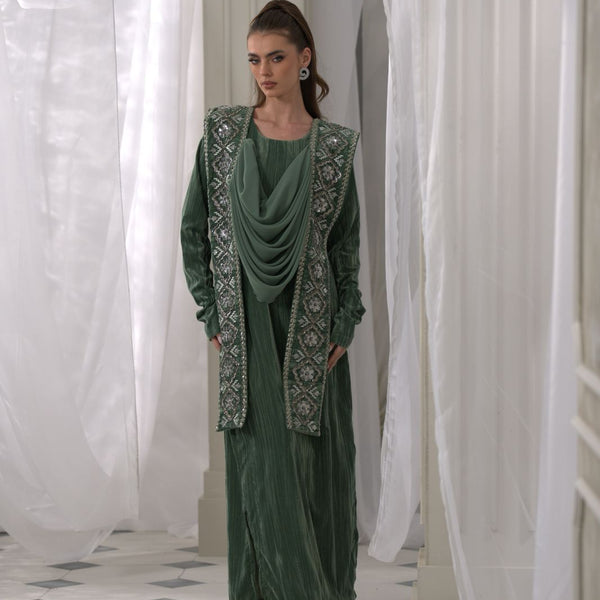 Draped Majesty - Green