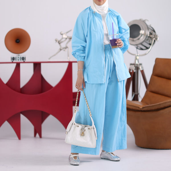 The Drift Set – Azure