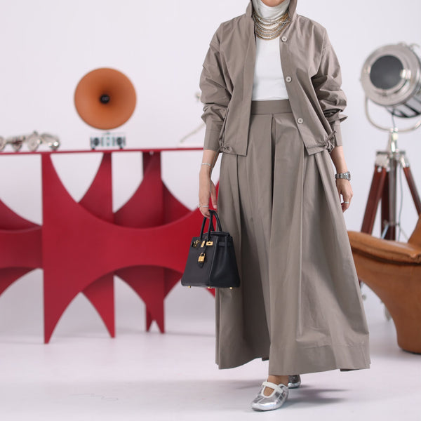 The Victoria Set – Taupe
