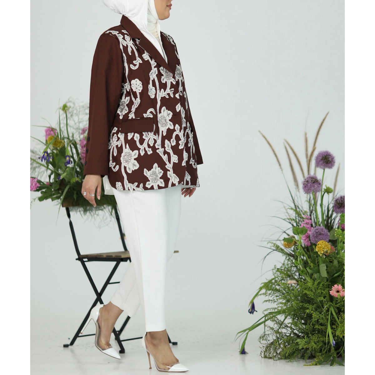 Sc 18 -  Embroidery blazer